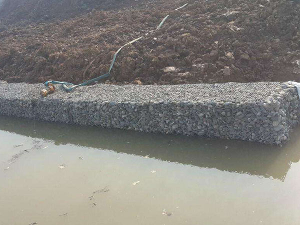 河南淇河新區段防滲漏工程圖片2
